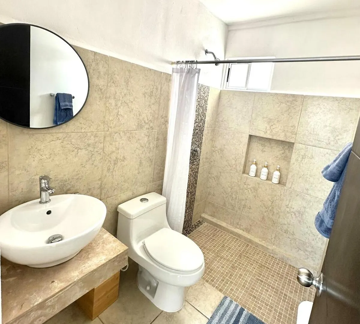Daire Modern, Downtown Apartment, 2Br, 2Bth, With Pool Cancun Meksika