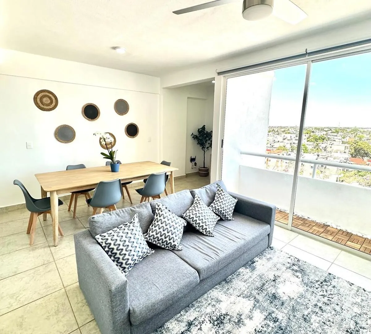 Modern, Downtown Apartment, 2Br, 2Bth, With Pool Cancun 0*,  Meksika