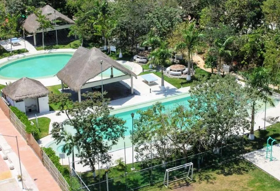 Modern, Downtown Apartment, 2Br, 2Bth, With Pool Cancún